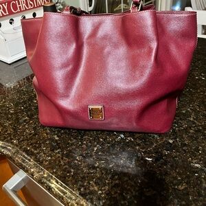Dooney Bourke Large Barlow Flynn Tote Bag
